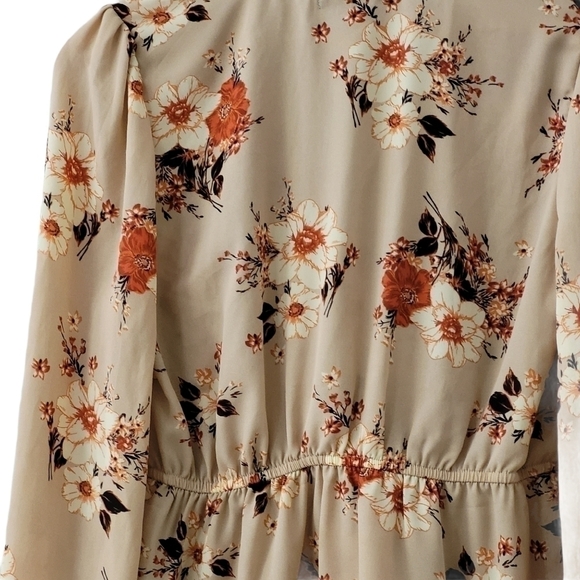 FLORAL Faux Wrap Blouse Size M Stretch Waisted Tunic Top - Picture 6 of 10